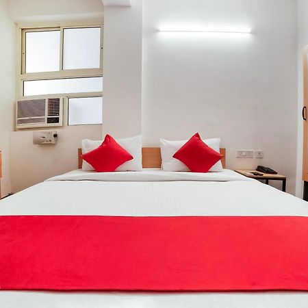 Hotel Live On Del5542 à New Delhi Extérieur photo