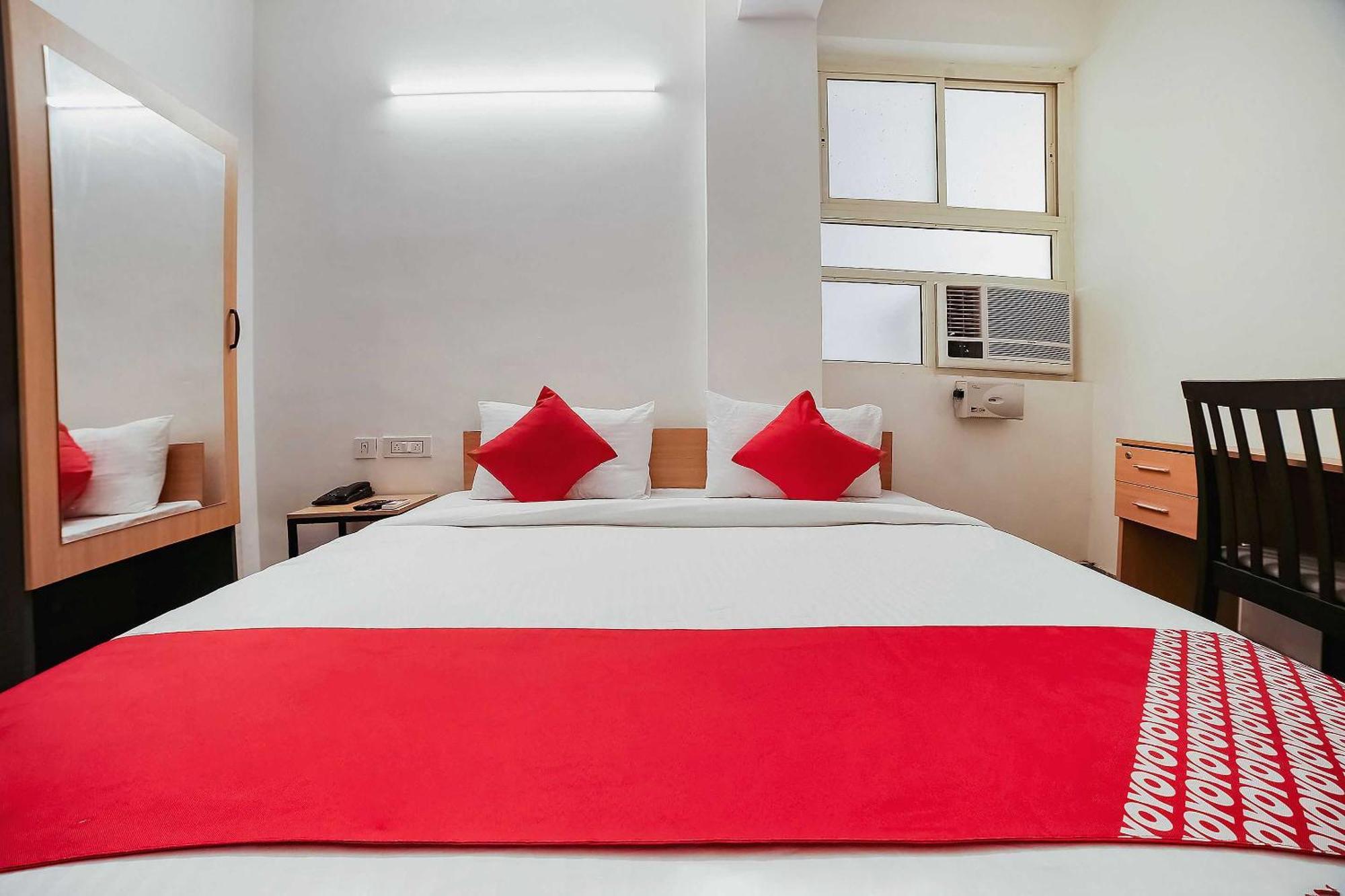 Hotel Live On Del5542 à New Delhi Extérieur photo