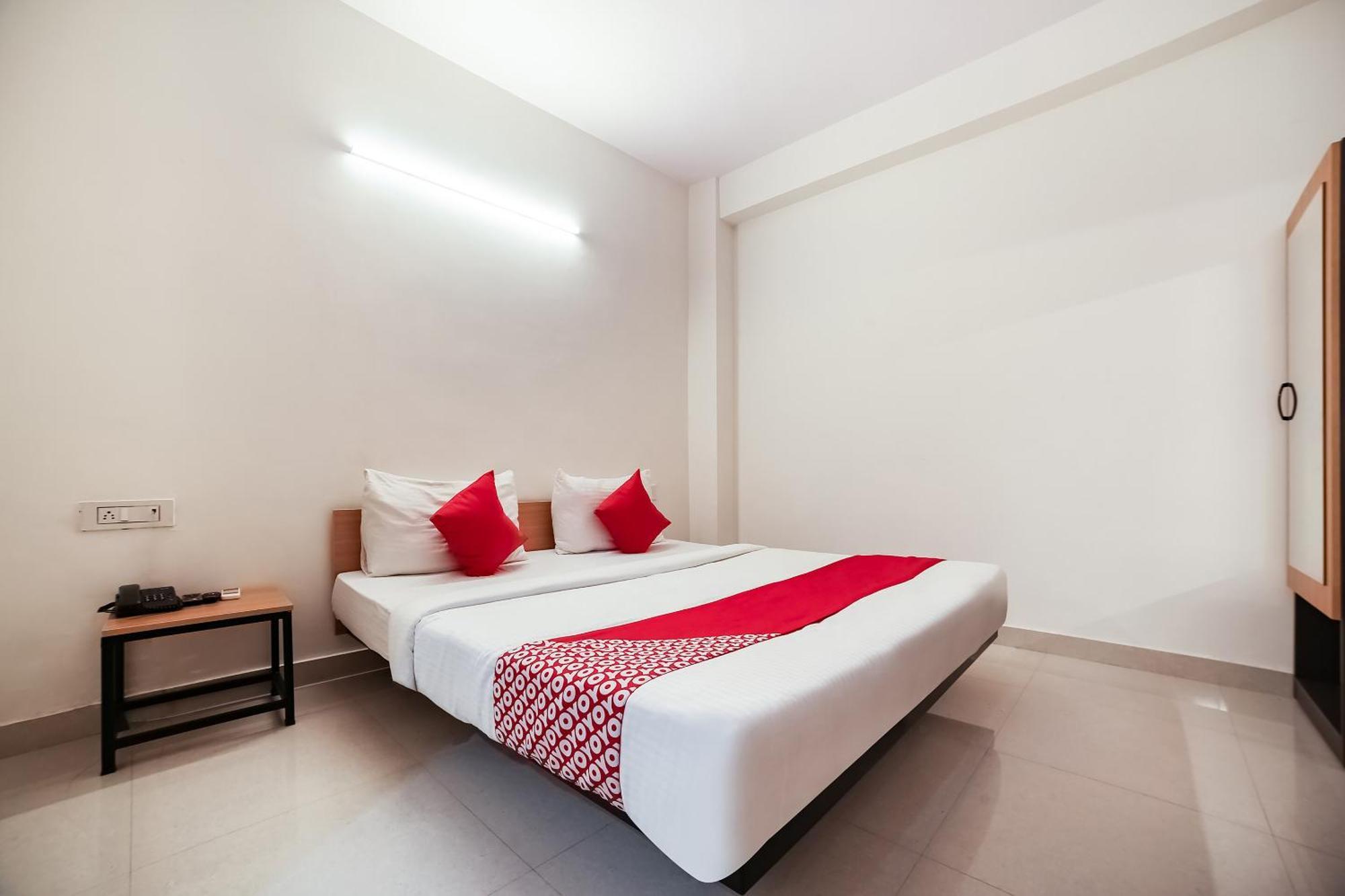 Hotel Live On Del5542 à New Delhi Extérieur photo