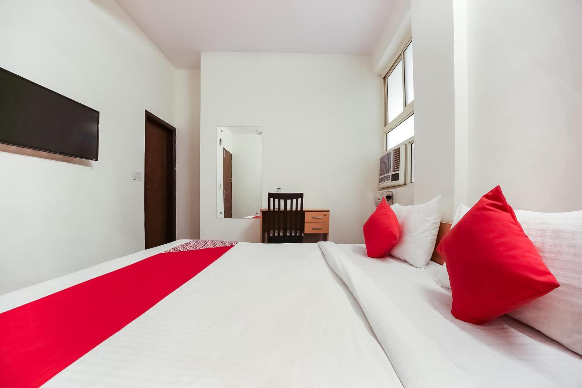 Hotel Live On Del5542 à New Delhi Extérieur photo