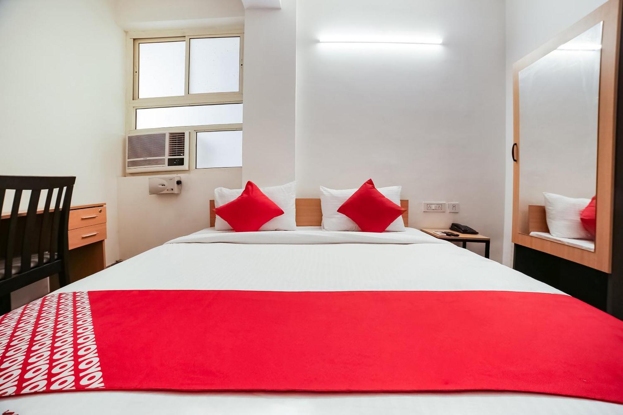 Hotel Live On Del5542 à New Delhi Extérieur photo
