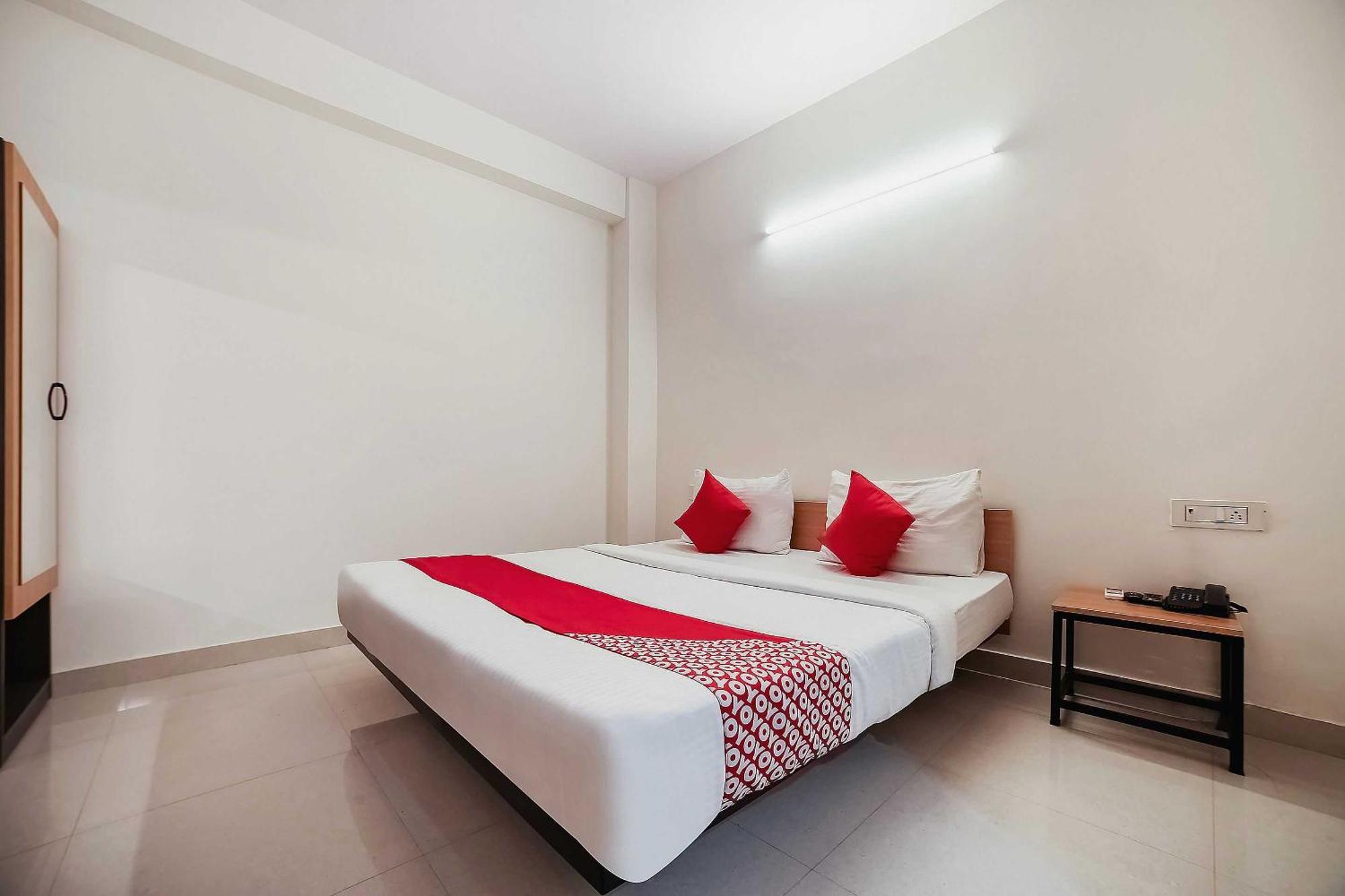 Hotel Live On Del5542 à New Delhi Extérieur photo